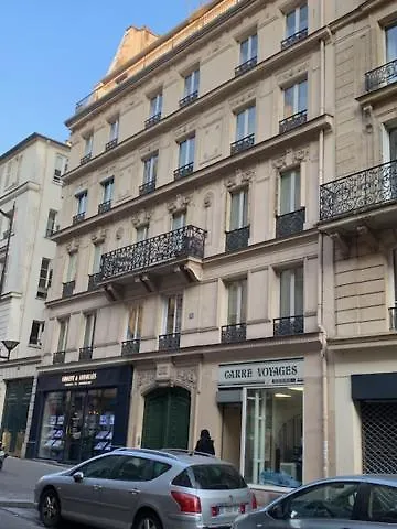 Studio Paris 75010